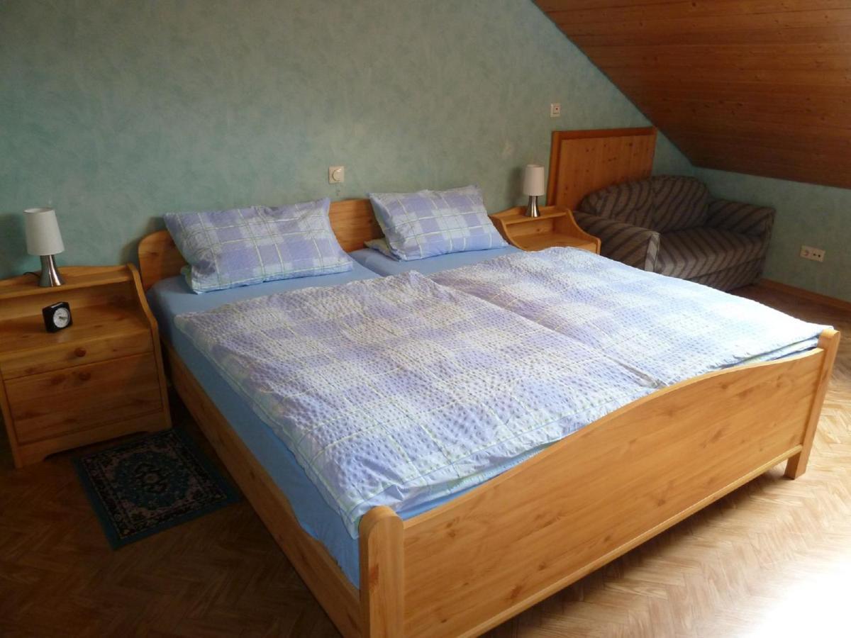 Ferienwohnung Noerpel Igersheim Esterno foto