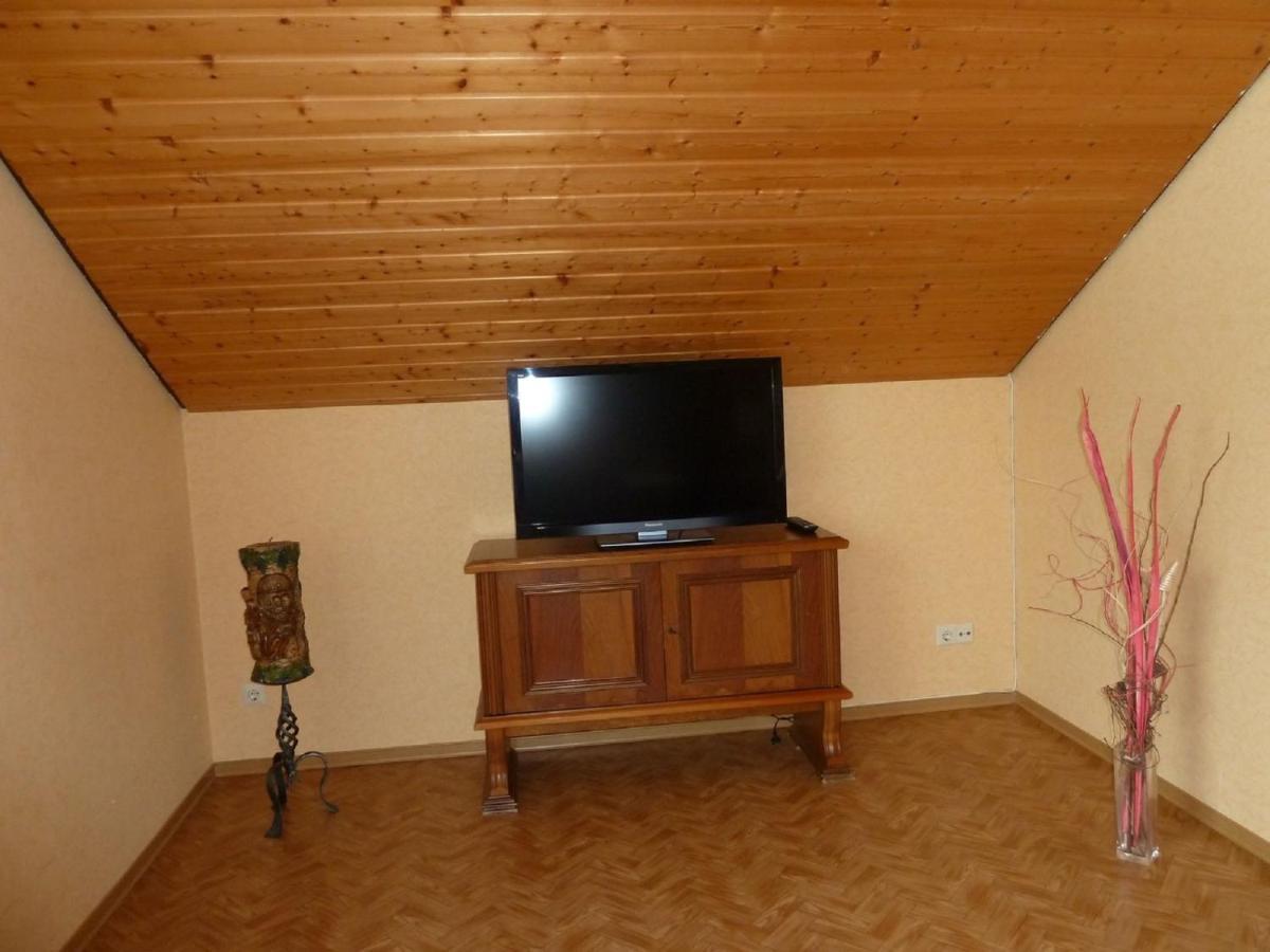 Ferienwohnung Noerpel Igersheim Esterno foto